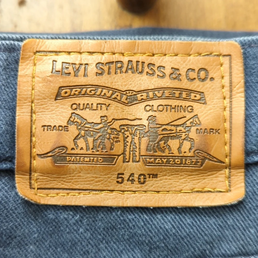 Levi's Dark Blue Jeans - Picture 2 of 7